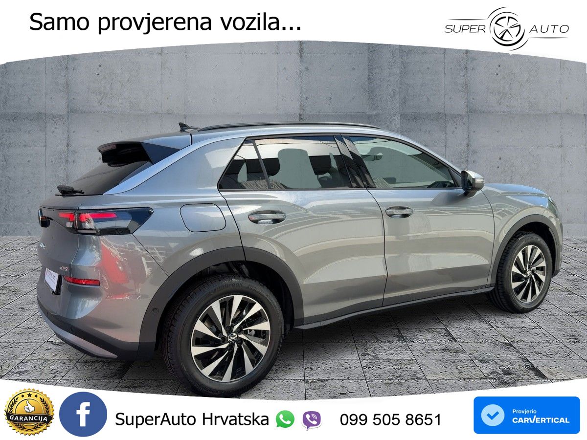 Volkswagen T-Roc II 1.5 eTSI (116 KS)  DSG LED+GR SJED+ACC