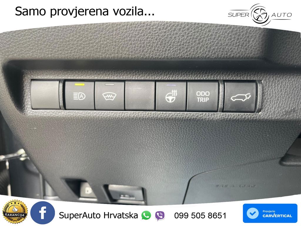 Toyota RAV4 2.5 (218 KS) Hybrid eCVT Team D LED+GR SJED+ACC