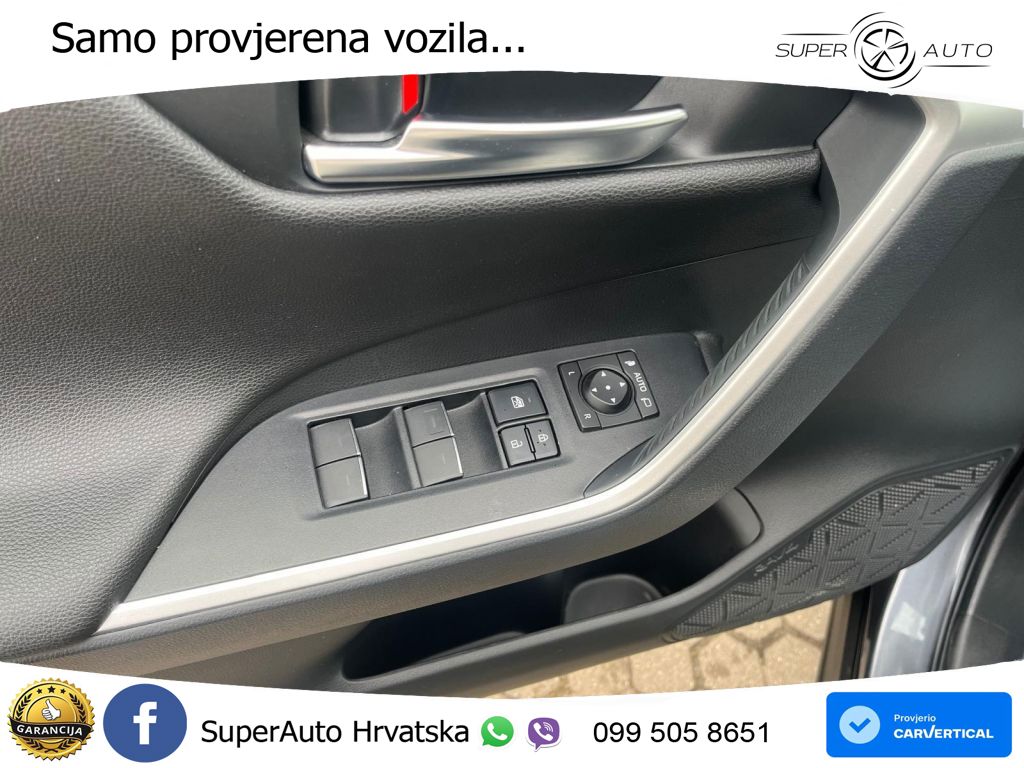 Toyota RAV4 2.5 (218 KS) Hybrid eCVT Team D LED+GR SJED+ACC