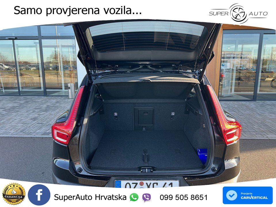 Volvo XC40 2.0 B4 AWD 197 KS Automatic ACC+GR SJED+360+PANO