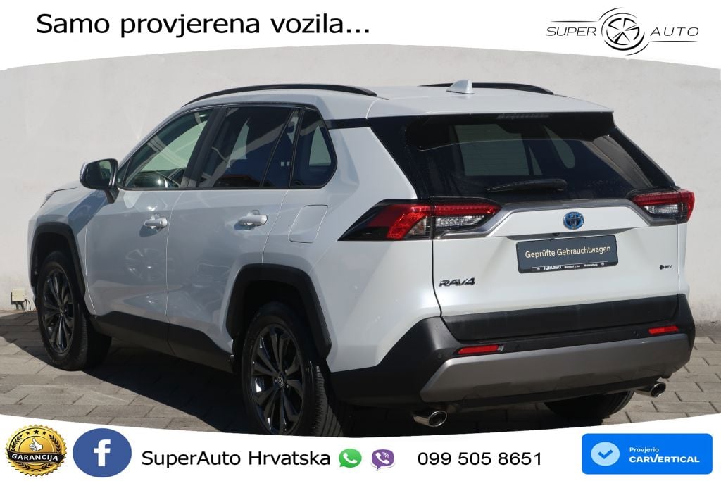 Toyota RAV4 2.5 (218 KS) Hybrid eCVT Team Deutschland LED+GR SJED+ACC