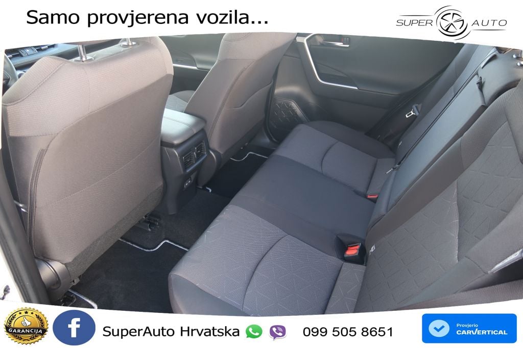 Toyota RAV4 2.5 (218 KS) Hybrid eCVT Team Deutschland LED+GR SJED+ACC