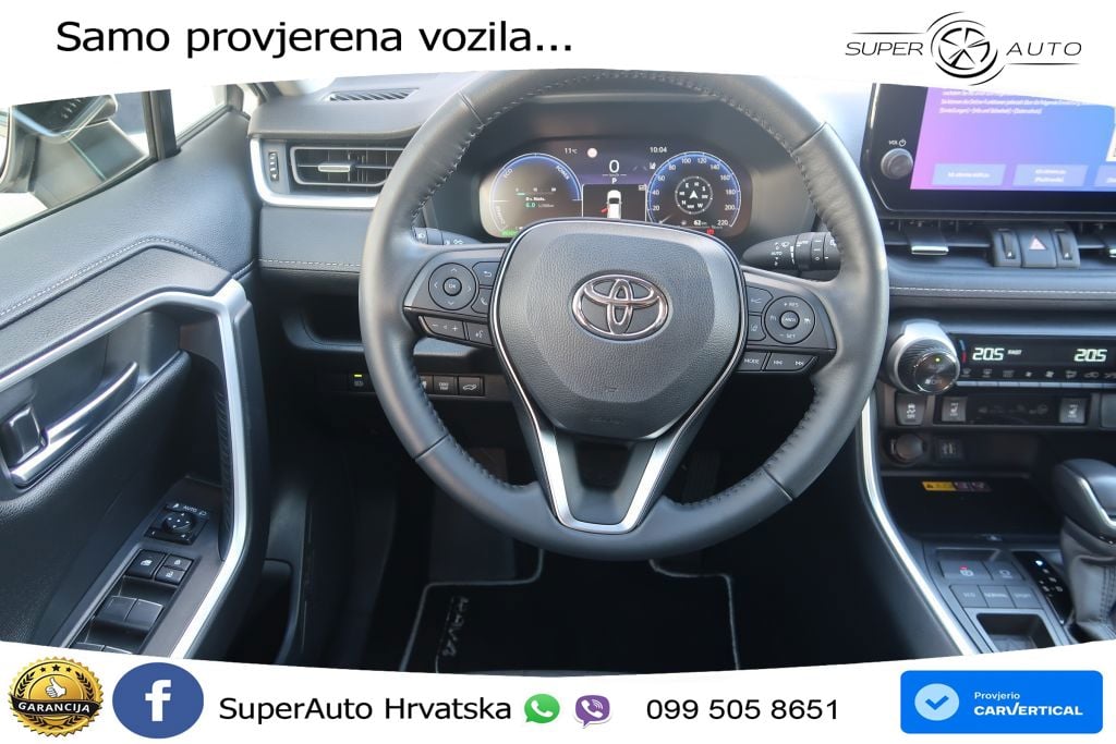 Toyota RAV4 2.5 (218 KS) Hybrid eCVT Team Deutschland LED+GR SJED+ACC