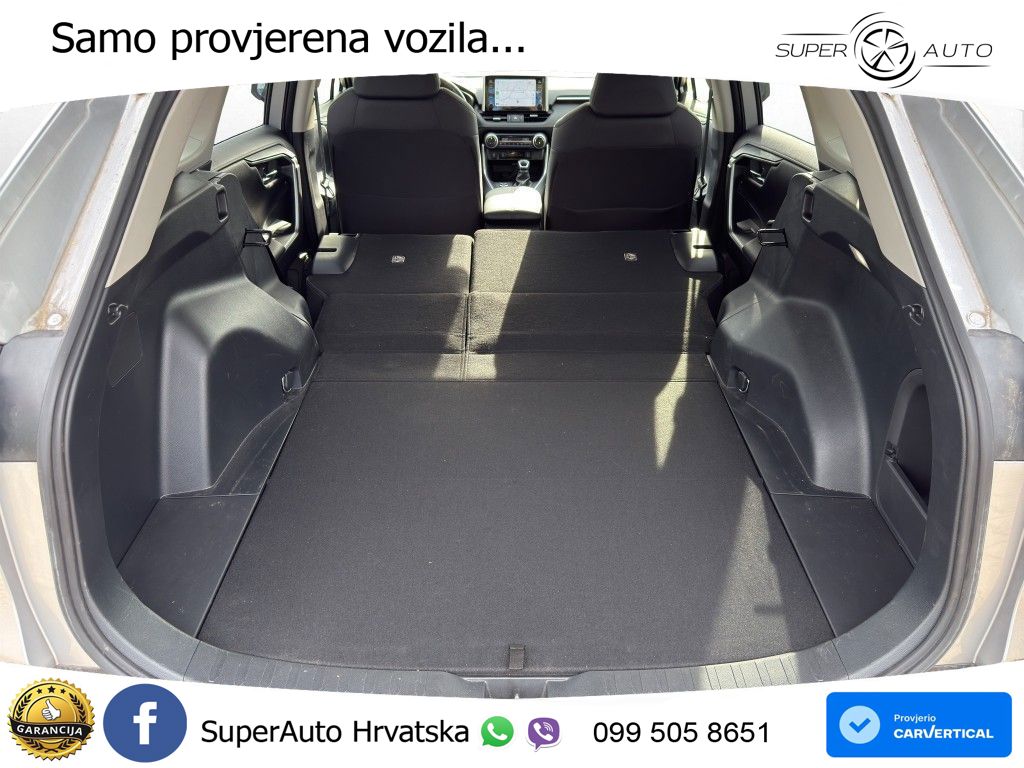 Toyota RAV4 2.5 (222 KS) Hybrid E-Four e-CVT LED+GR SJED+ACC