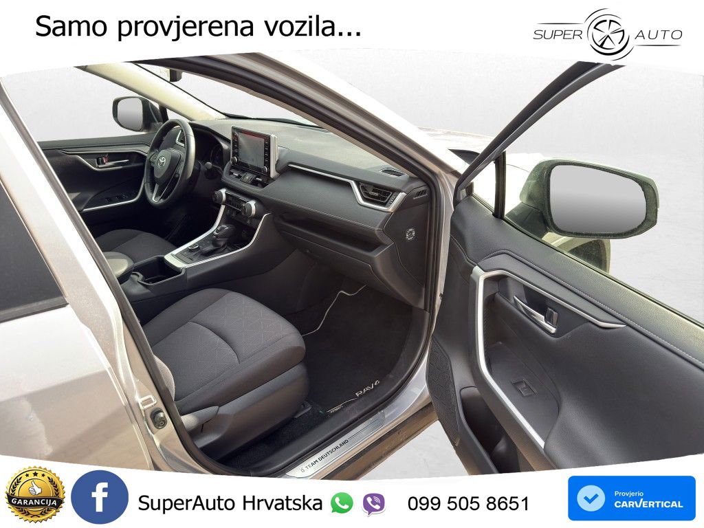 Toyota RAV4 2.5 (222 KS) Hybrid E-Four e-CVT LED+GR SJED+ACC