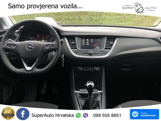 Opel Grandland X 1.2 Turbo (130 KS)