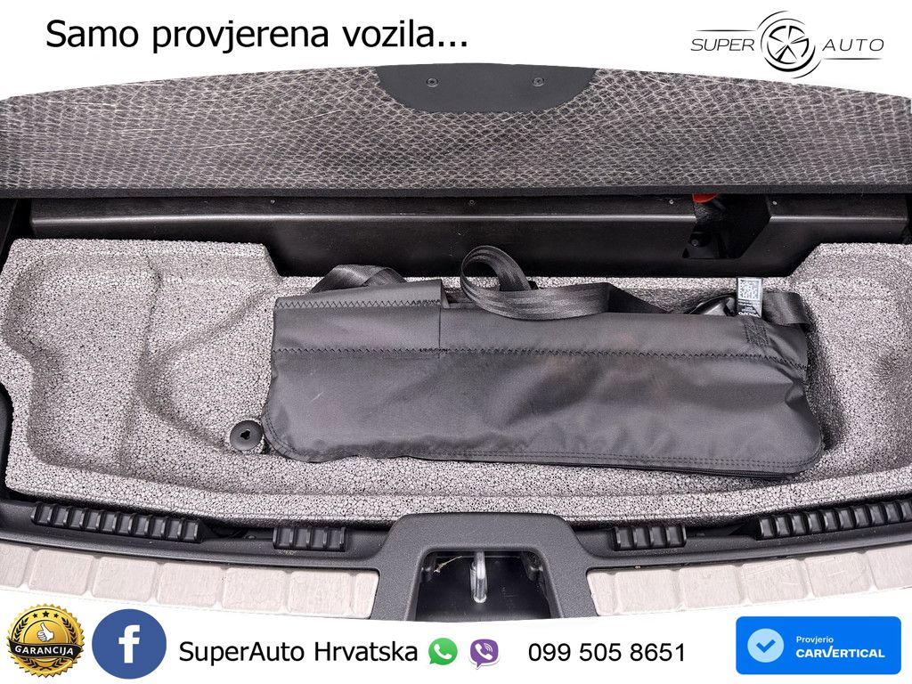 Volvo XC60 T8 AWD Geartronic ACC+HEAD+4xGR SJED+360+PANO