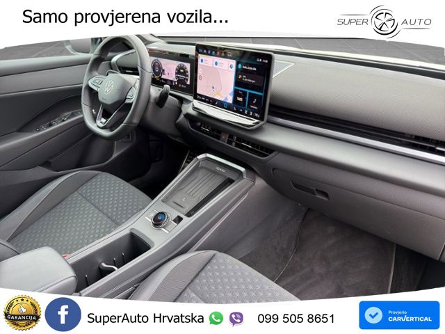Volkswagen T-Roc 1.5 eTSI (150 KS)  DSG R-Line LED+GR SJED+ACC