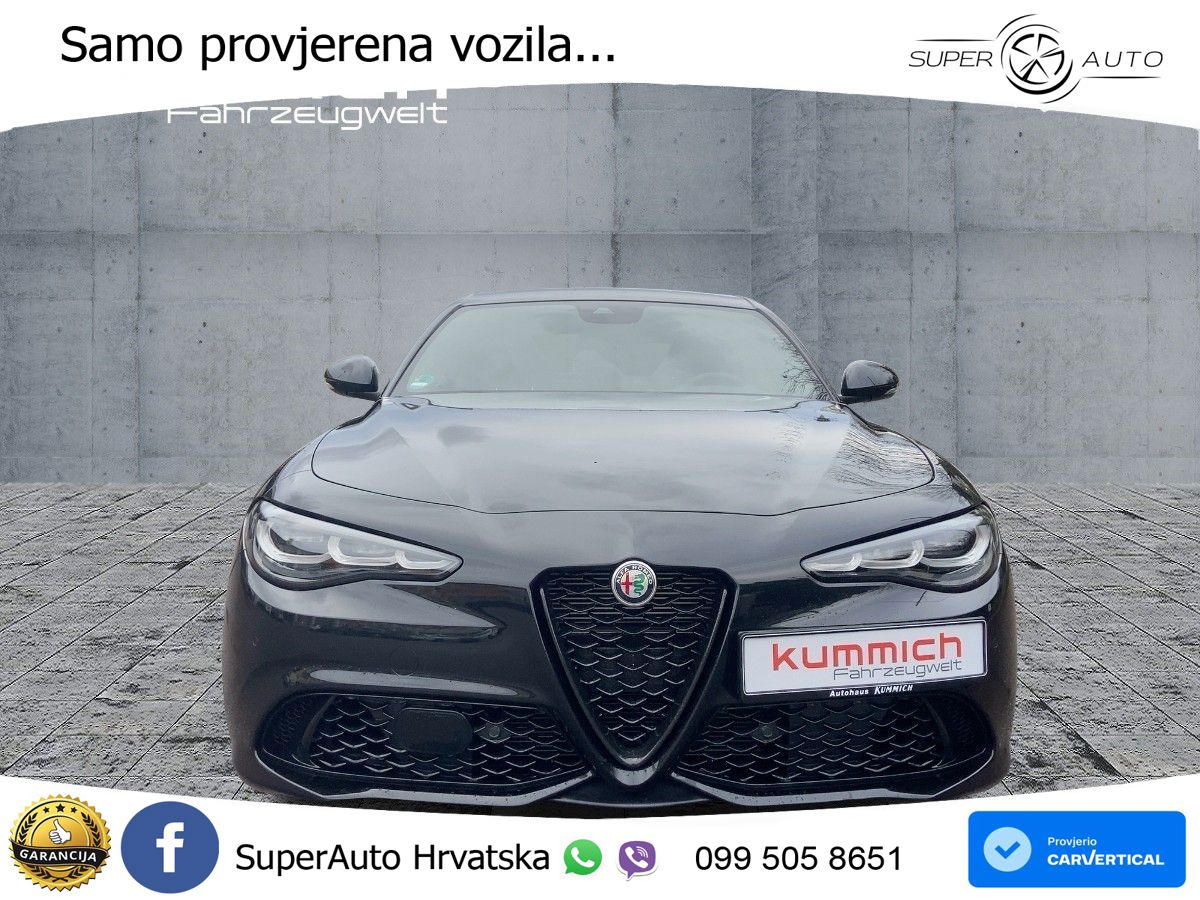 Alfa Romeo Giulia 2.0 Turbo (280 KS) Q4 Automatic LED+GR SJED+ACC
