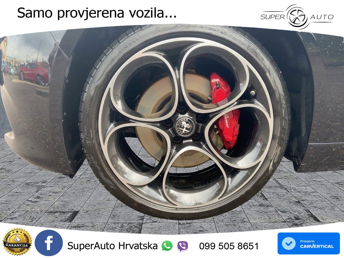 Alfa Romeo Giulia 2.0 Turbo (280 KS) Q4 Automatic LED+GR SJED+ACC