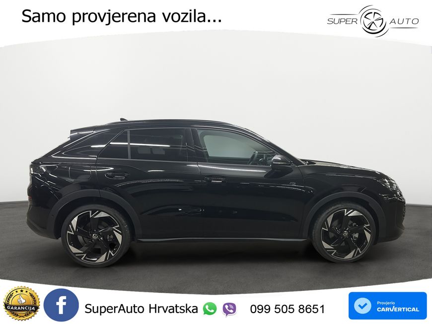Volkswagen T-Roc 1.5 eTSI (150 KS)  DSG R-Line LED+GR SJED+ACC
