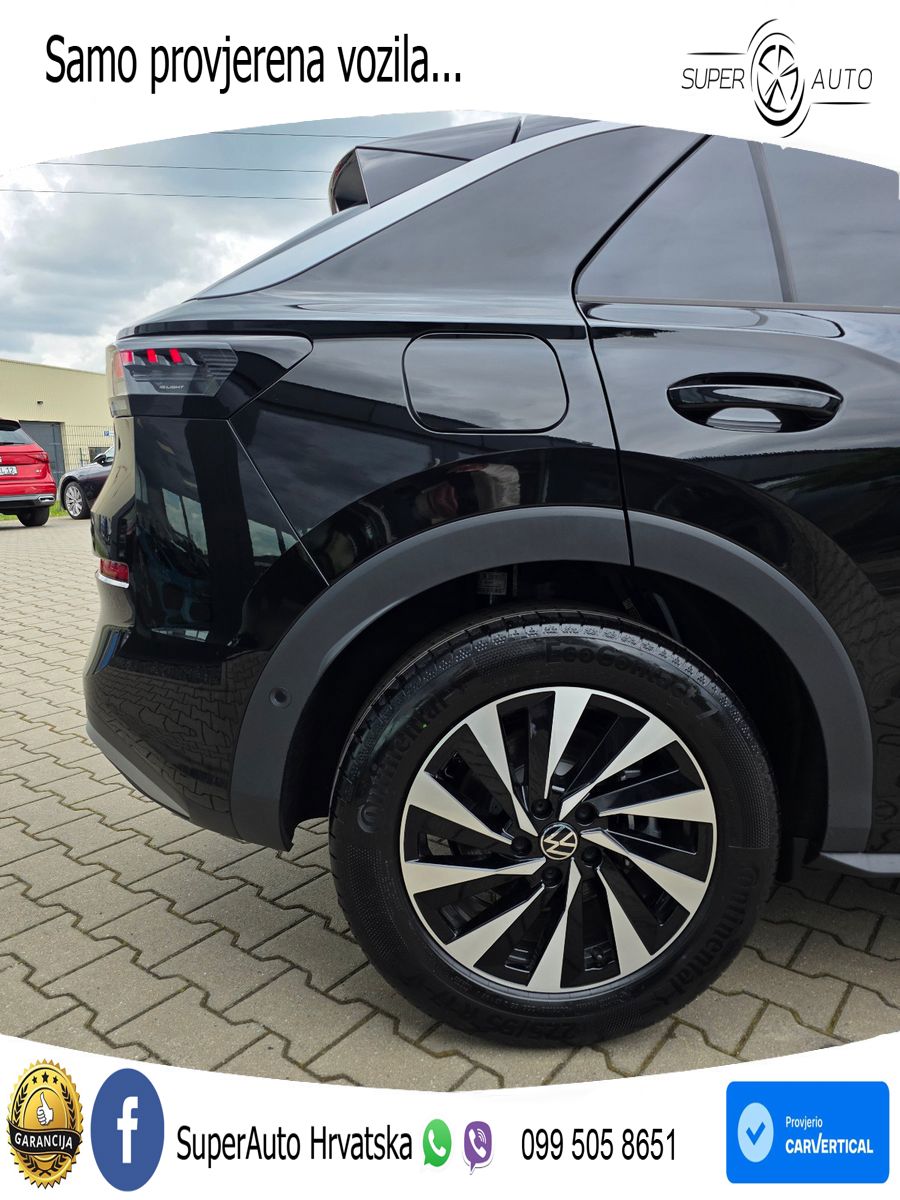 Volkswagen T-Roc 1.5 eTSI (150 KS)  DSG LED+GR SJED+ACC