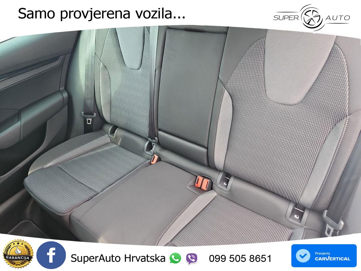 Škoda Octavia Combi 2.0 TDI (150 KS) DSG Selection LED+GR SJED+ACC
