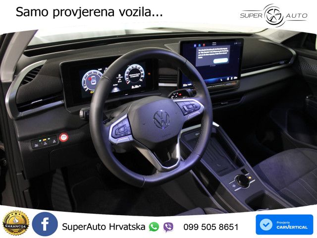 Volkswagen T-Roc 1.5 eTSI (150 KS)  DSG LED+GR SJED+ACC