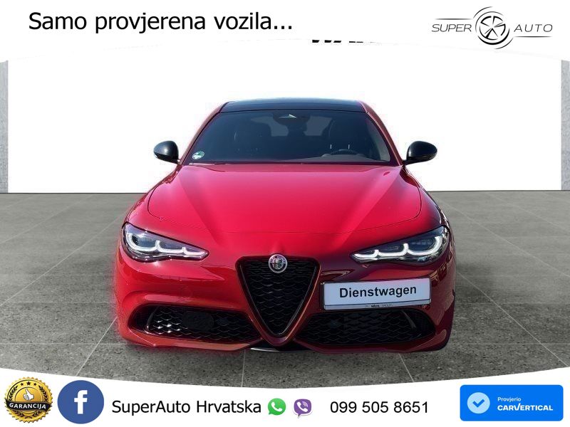 Alfa Romeo Giulia 2.0 Turbo (280 KS) Q4 Automatic LED+GR SJED+ACC