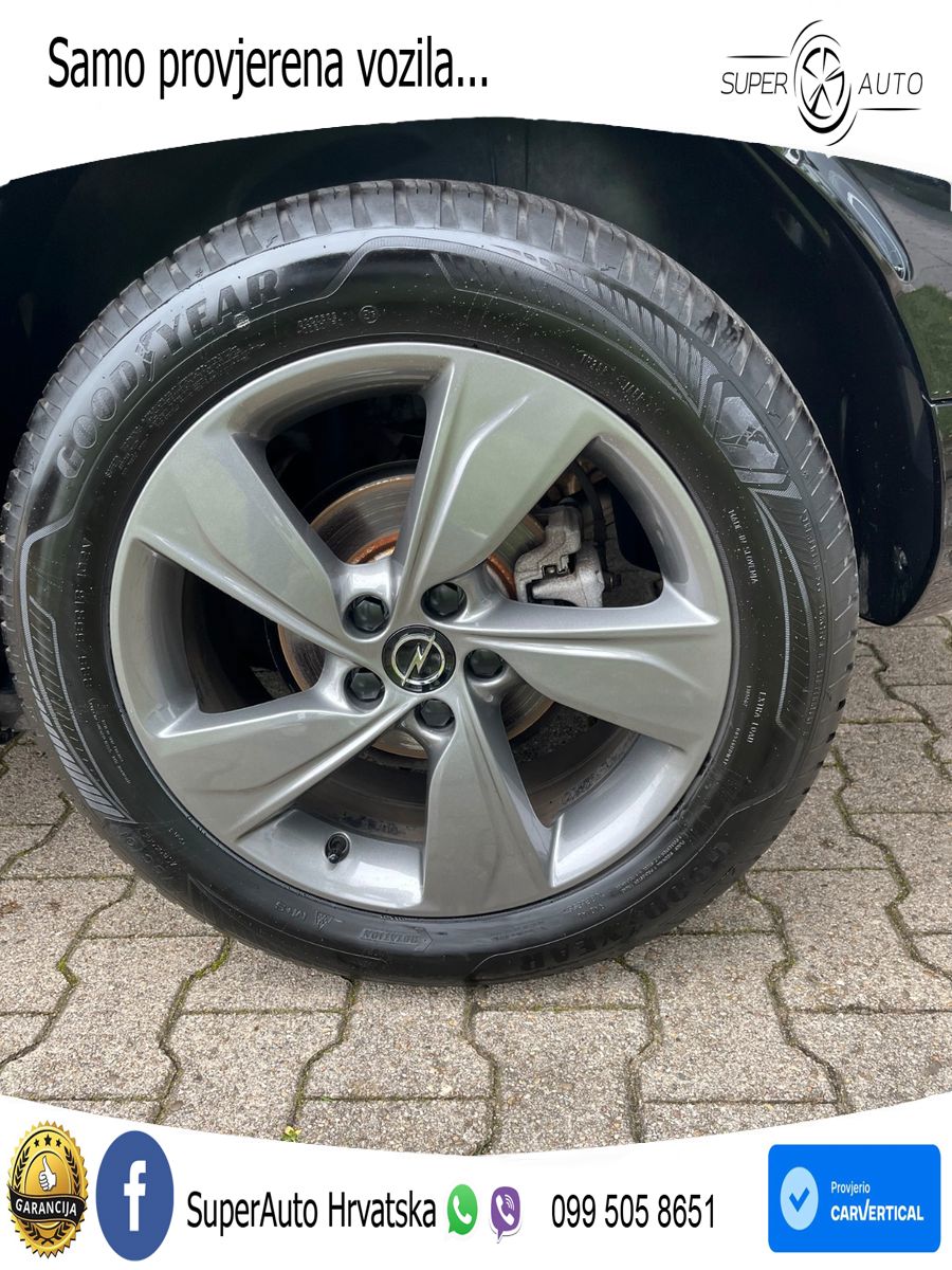 Opel Grandland 1.2i Turbo (130 KS)