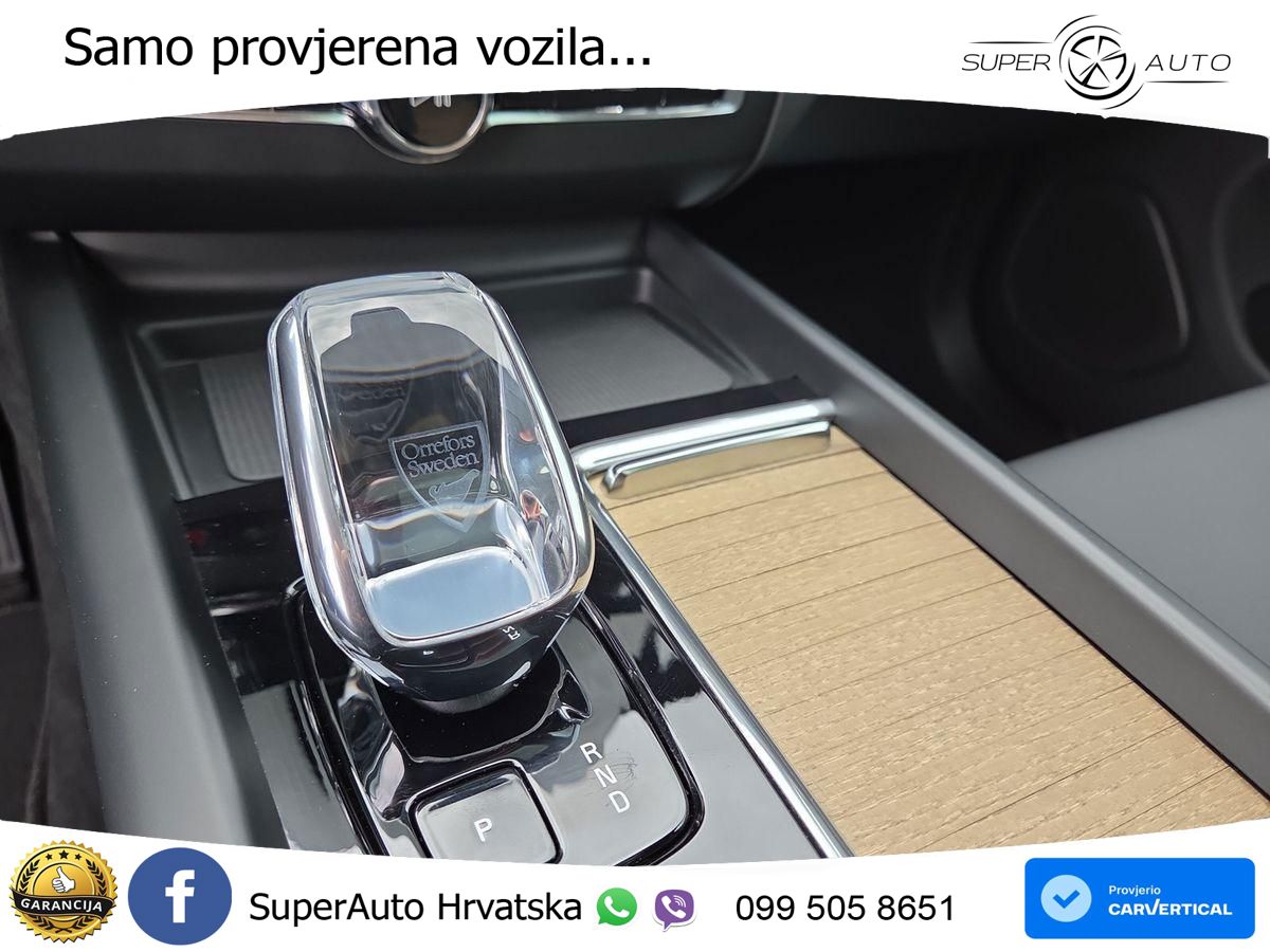 Volvo XC60 B5 Benzin AWD Geartronic ACC+HEAD+4xGR SJED+360+PANO