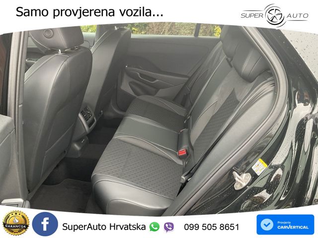 Volkswagen T-Roc 1.5 eTSI (150 KS)  DSG R-Line LED+GR SJED+ACC