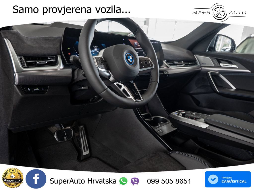 BMW iX2 66.5 kWh (313 KS) xDrive30