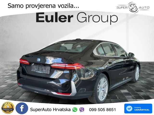 BMW 550e (489 KS) xDrive Steptronic LED+GR SJED+ACC