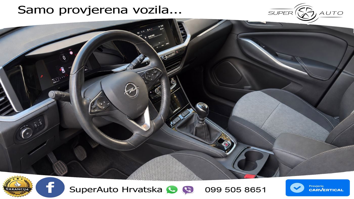 Opel Grandland 1.2i Turbo (130 KS)