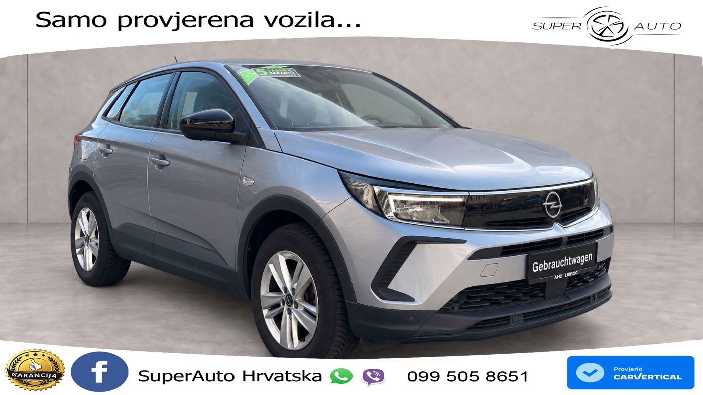Opel Grandland 1.2i Turbo (130 KS)