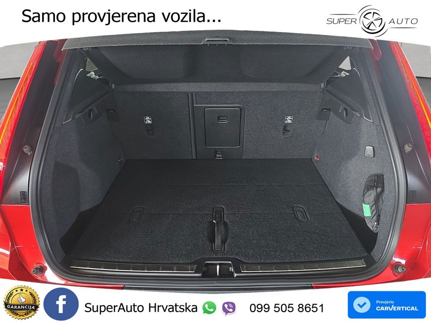 Volvo XC40 2.0 B4 AWD 197 KS Automatic ACC+GR SJED+360+PANO