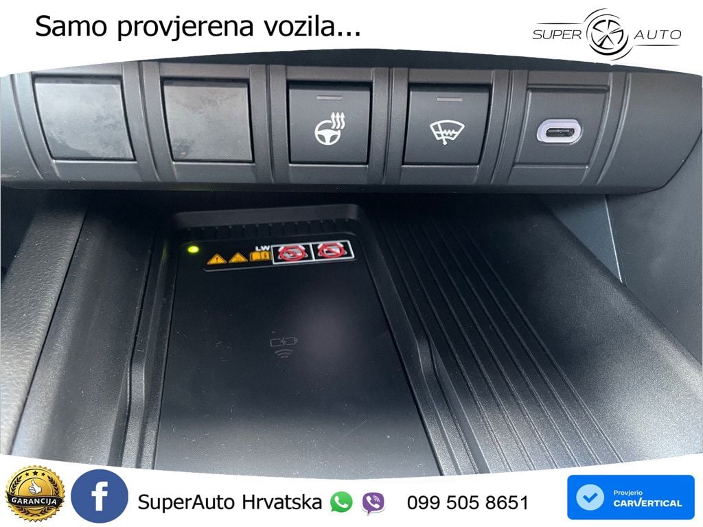 Toyota C-HR 2.0 (223 KS) PHEV e-CVT LED+GR SJED+ACC