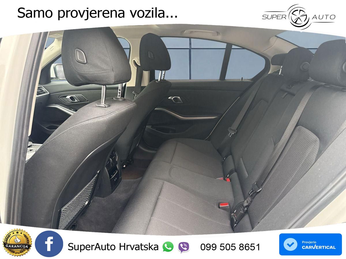 BMW 320i (184 KS) Steptronic Advantage
