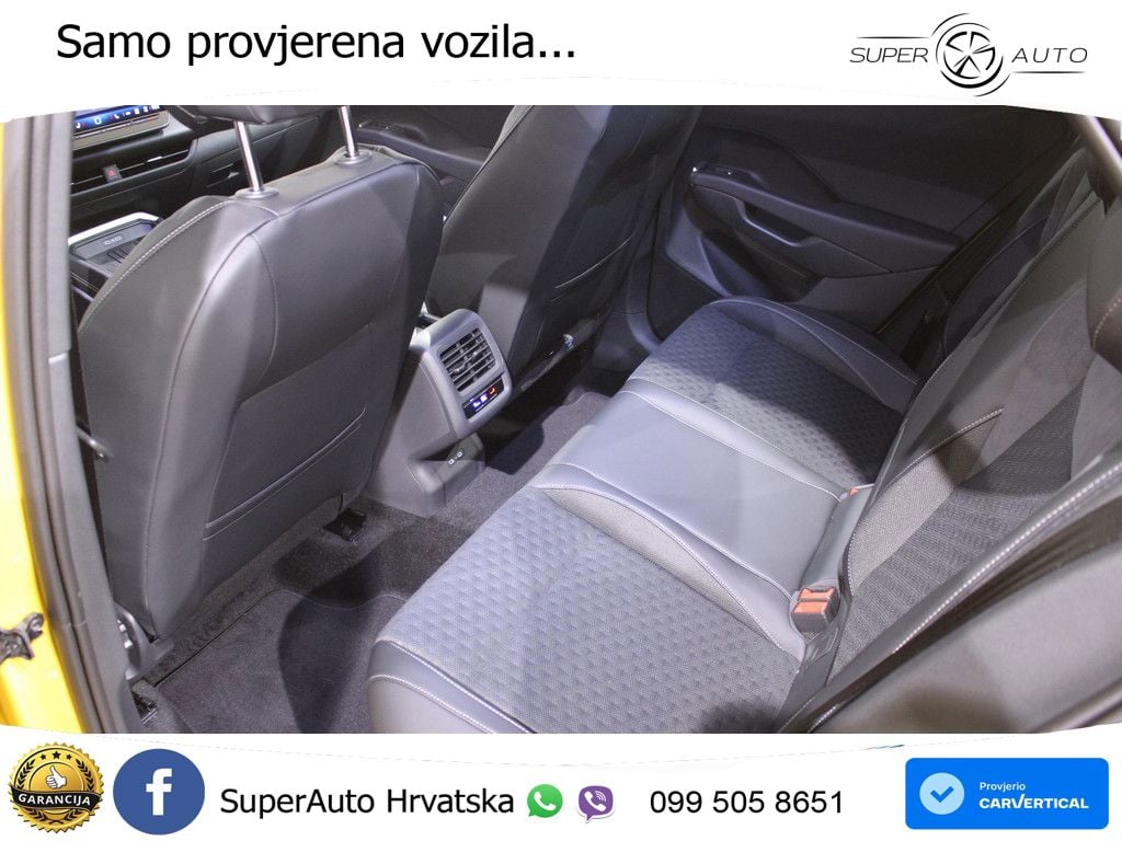 Volkswagen T-Roc 1.5 eTSI (150 KS)  DSG R-Line LED+GR SJED+ACC