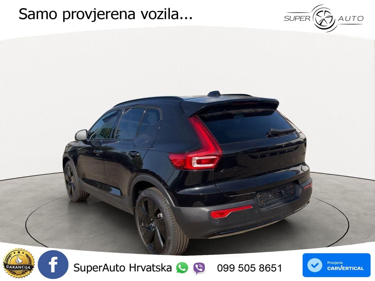 Volvo XC40 2.0 B3 163 KS Automatic ACC+GR SJED+360+PANO