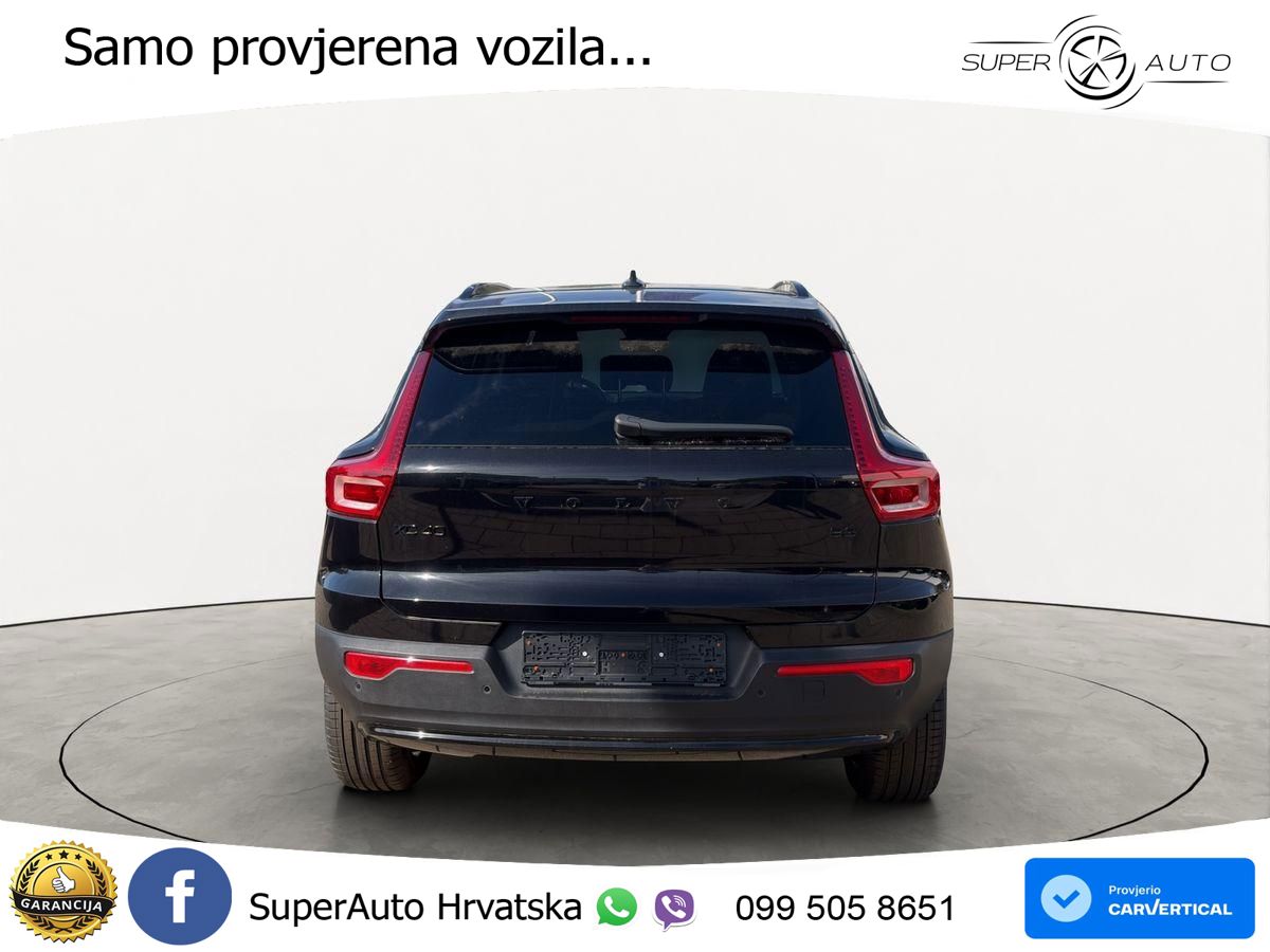Volvo XC40 2.0 B3 163 KS Automatic ACC+GR SJED+360+PANO