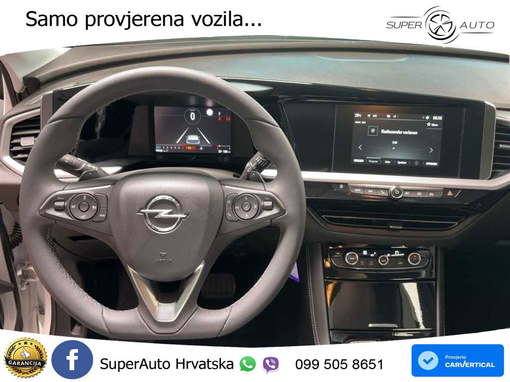 Opel Grandland 1.2i Turbo (130 KS) Automatic LED+ACC