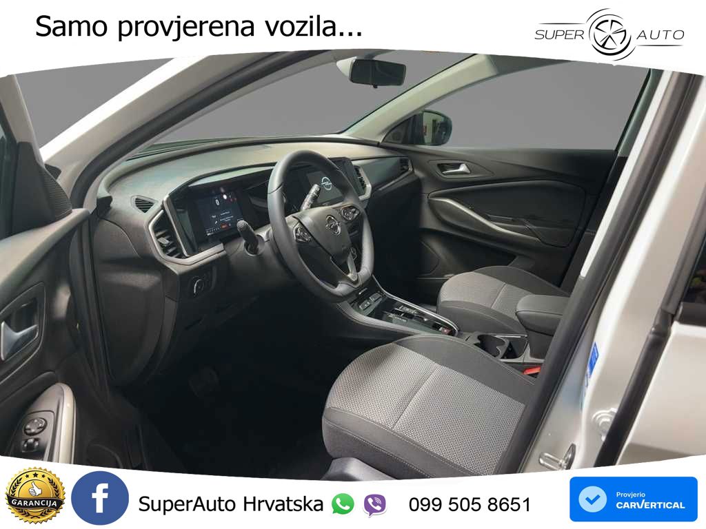 Opel Grandland 1.2i Turbo (130 KS) Automatic LED+ACC