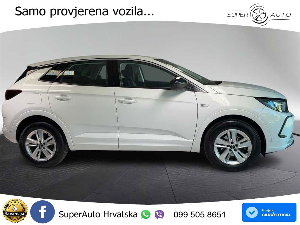 Opel Grandland 1.2i Turbo (130 KS) Automatic LED+ACC