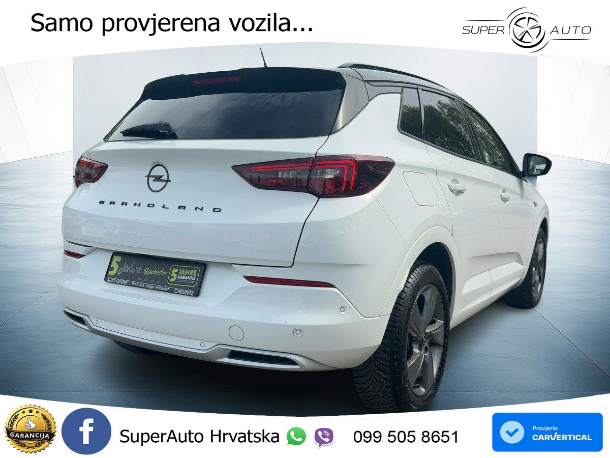 Opel Grandland 1.2i Turbo (130 KS)