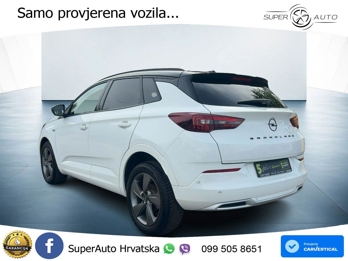 Opel Grandland 1.2i Turbo (130 KS)
