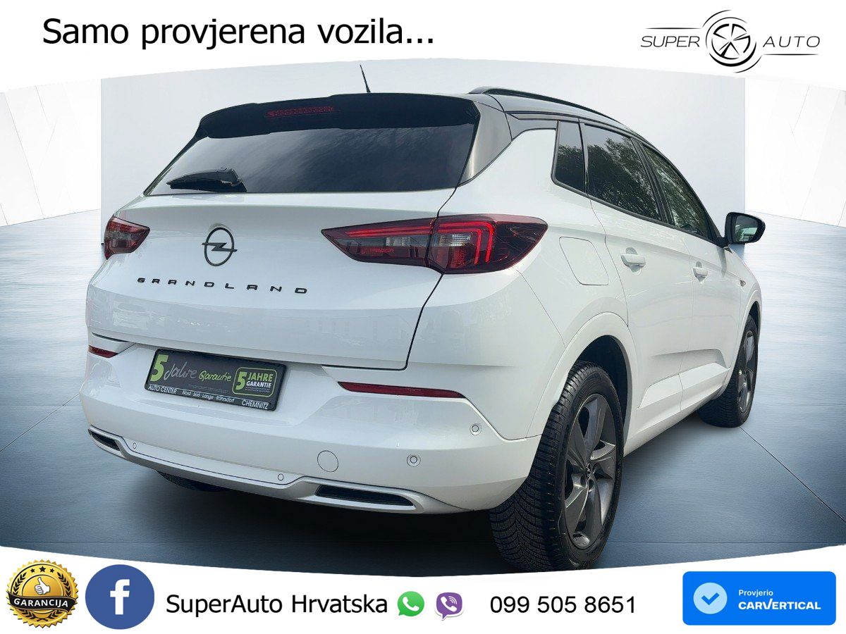 Opel Grandland 1.2i Turbo (130 KS)