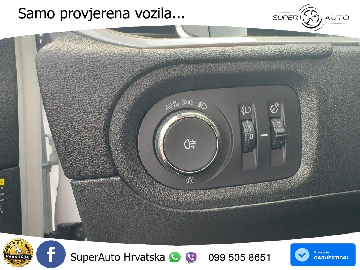 Opel Grandland 1.2i Turbo (130 KS)