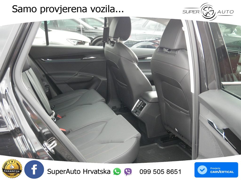 Škoda Enyaq iV 80x 82 kWh (265 KS) AWD Suite LED+GR SJED+ACC