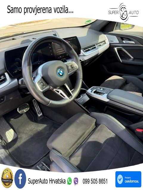 BMW X1 30e (326 KS) xDrive Steptronic LED+GR SJED+ACC