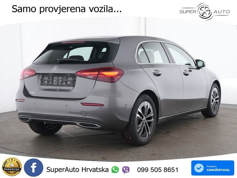Mercedes-Benz A 180 7G-DCT