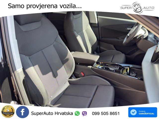 Audi Q3 2.0 TFSI (204 KS) quattro S tronic LED+GR SJED+ACC