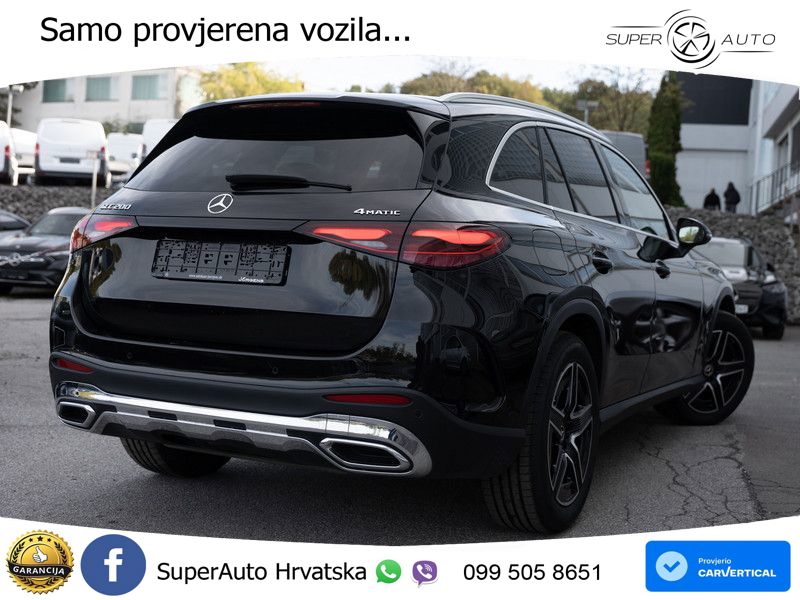 Mercedes GLC 200 (204 KS) 4MATIC 9G-TRONIC AMG LED+GR SJED+ACC