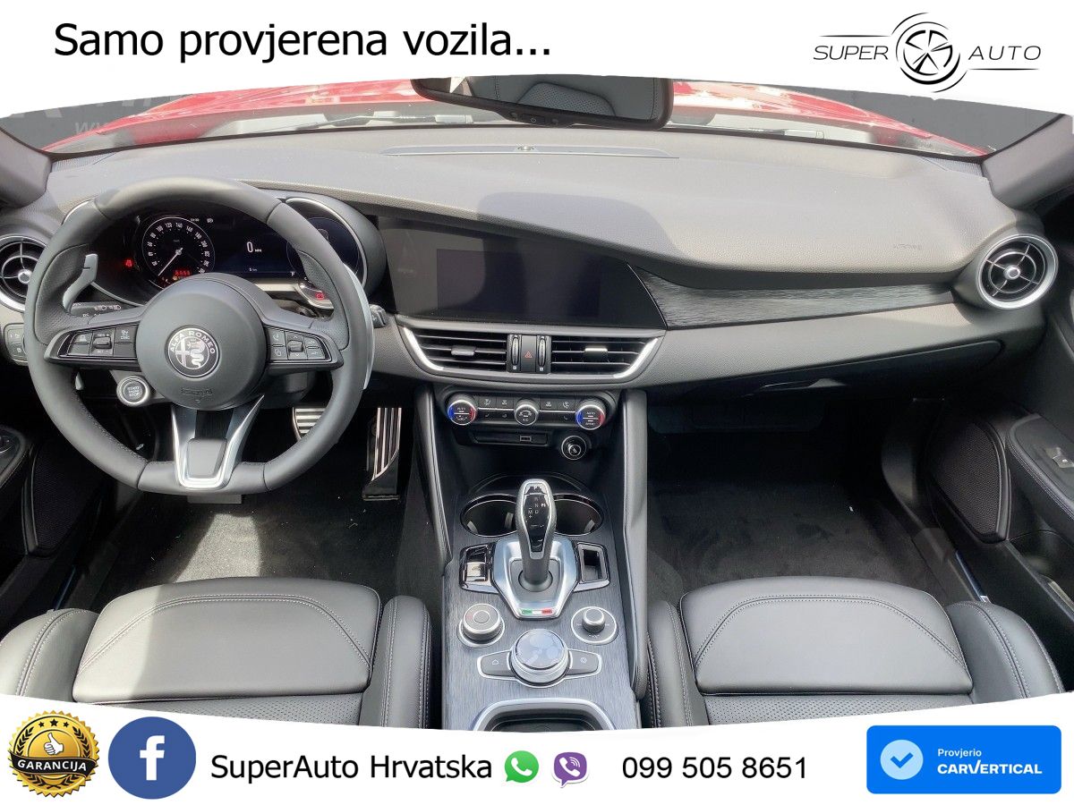 Alfa Romeo Giulia 2.0 Turbo (280 KS) Q4 Automatic LED+GR SJED+ACC