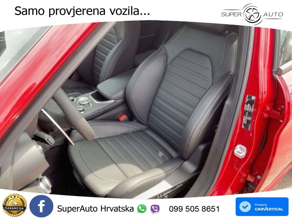 Alfa Romeo Giulia 2.0 Turbo (280 KS) Q4 Automatic LED+GR SJED+ACC