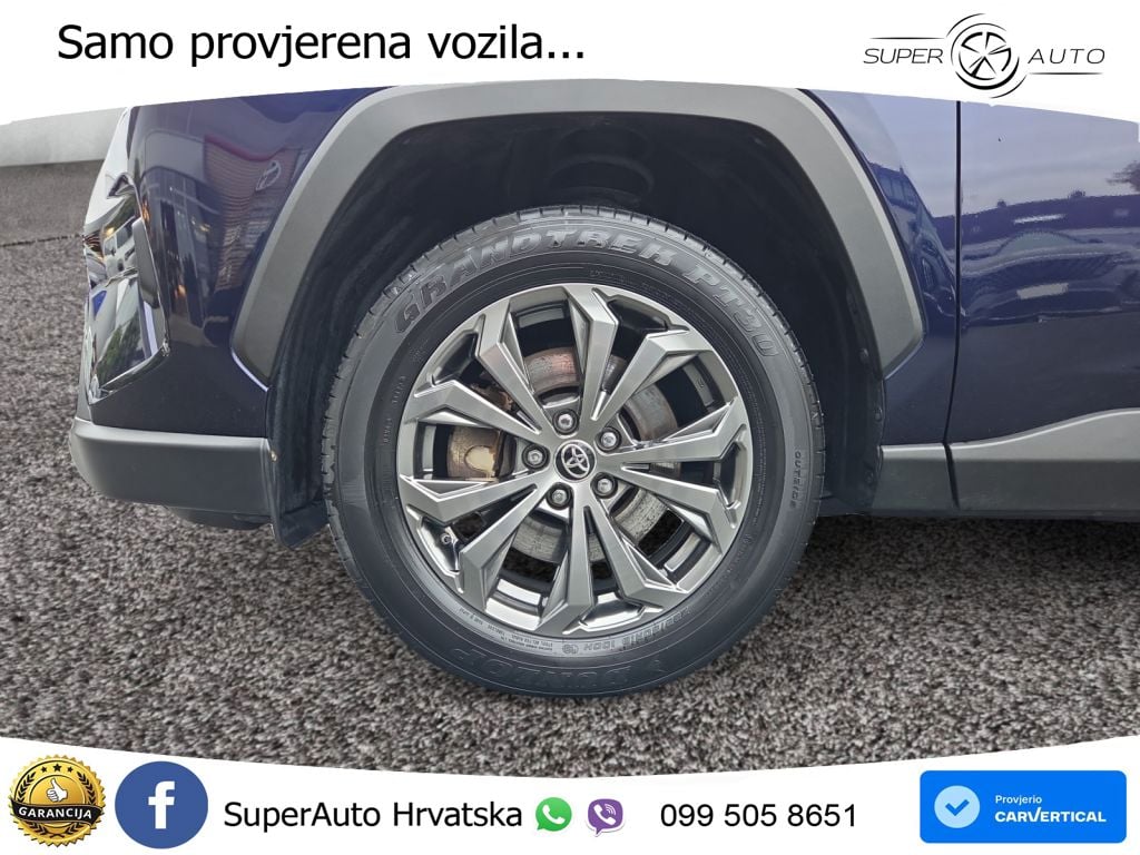 Toyota RAV4 2.5 (218 KS) Hybrid eCVT Team D LED+GR SJED+ACC