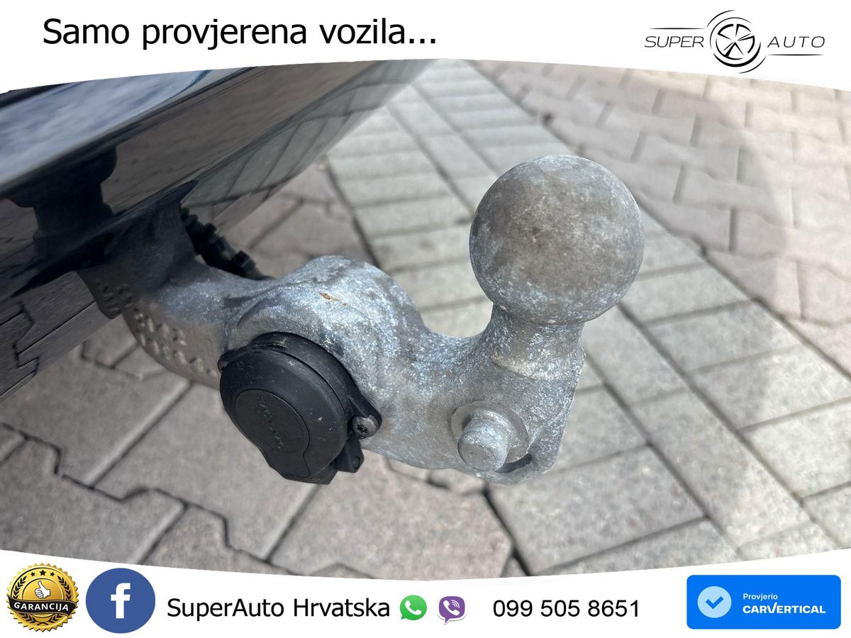 Volvo XC60 T8 AWD Geartronic ACC+HEAD+4xGR SJED+360+PANO