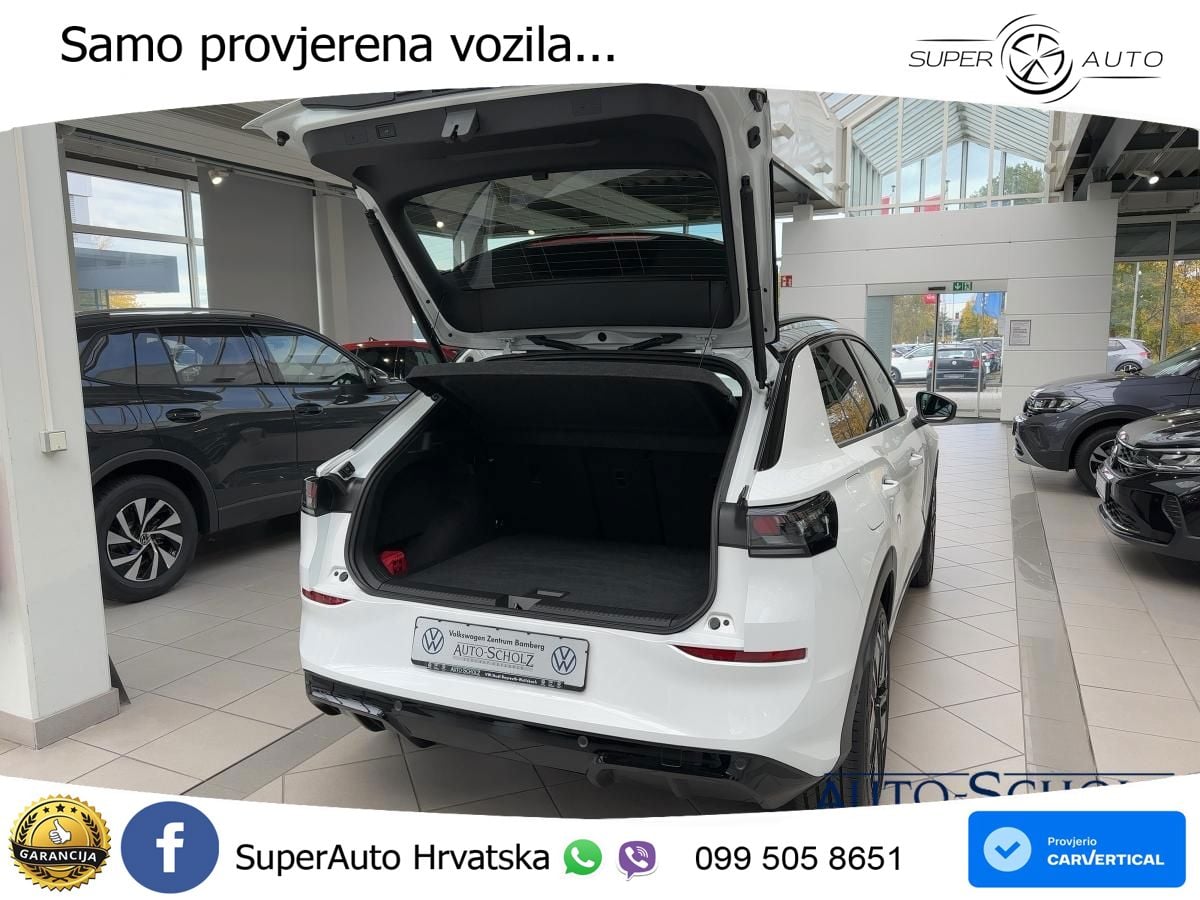 Volkswagen T-Roc 1.5 eTSI (150 KS)  DSG R-Line LED+GR SJED+ACC