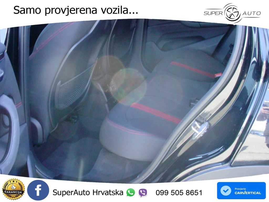 BMW X1 18i (140 KS)